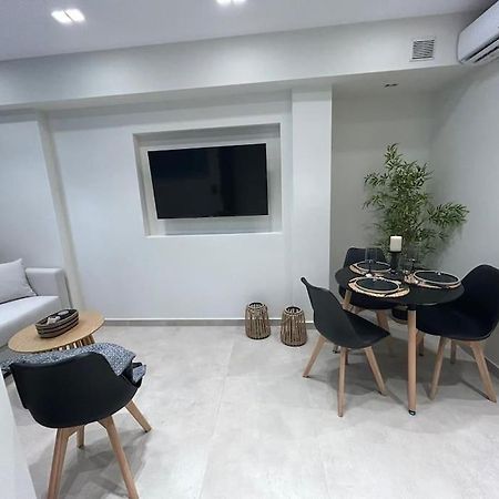Bluemotion - Just Sleep Apartment Piraeus Exterior photo